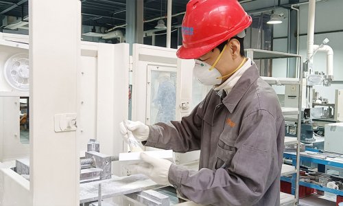 营销精英下车间，，，，，，，欧博ABG特瓷订单飙升迎交付岑岭